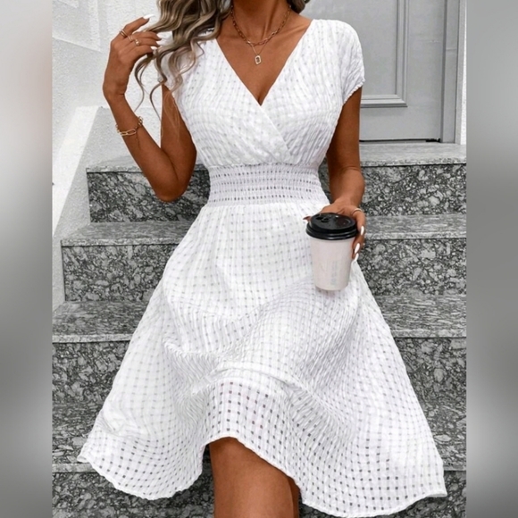 * New Sheer Gingham Wrap Top Midi Dress White - Picture 5 of 8